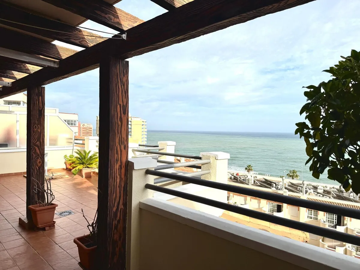 21aacc13-f51e-4fca-9a00-aaf87f0f755e