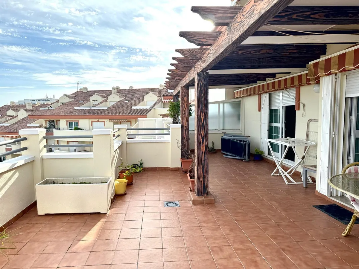 5abe726f-60a6-4a4b-8e14-cf09089dc300