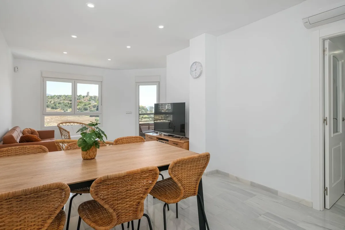 f5c9b4a3-66a5-4e0e-82d3-5a1004cf1bac