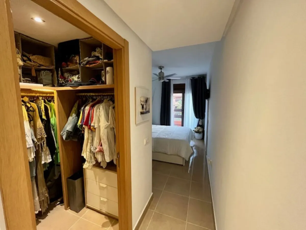 b06e9a8b-c17f-4481-b87b-65e6d645ccae