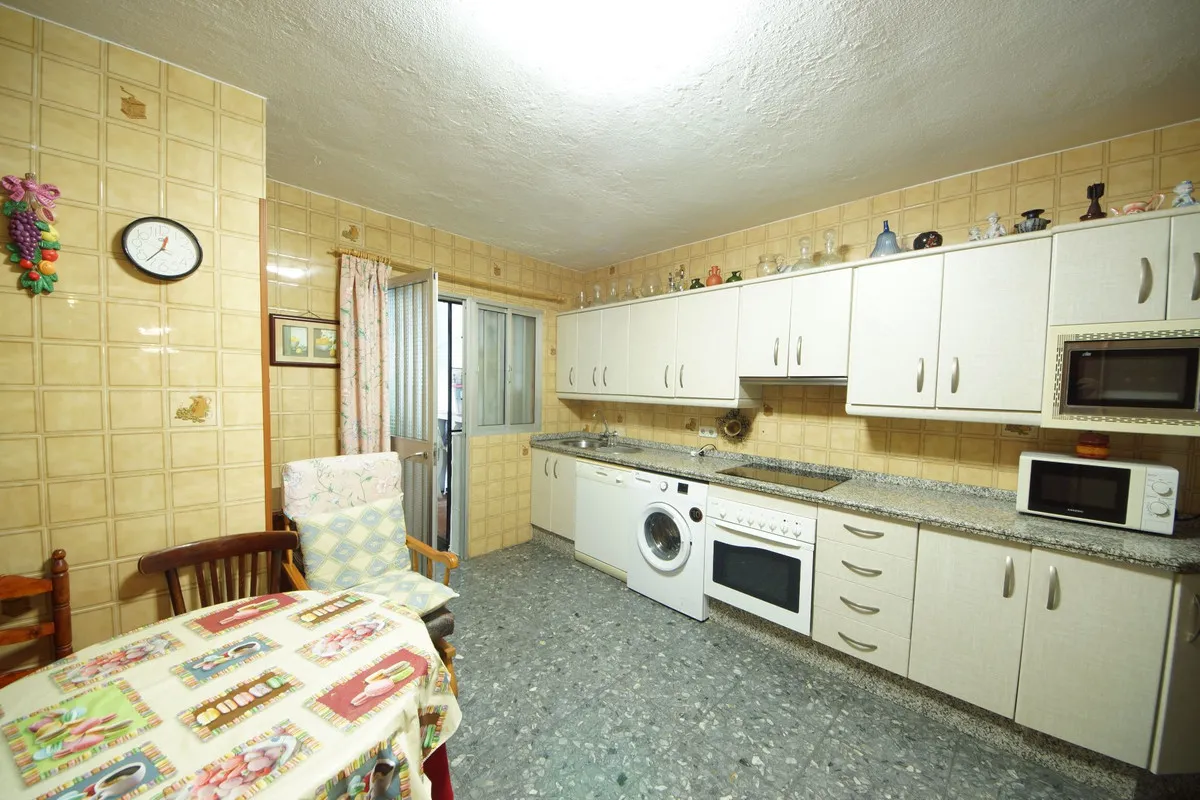 b2863a92-22f8-4567-912c-84f7a17d605c