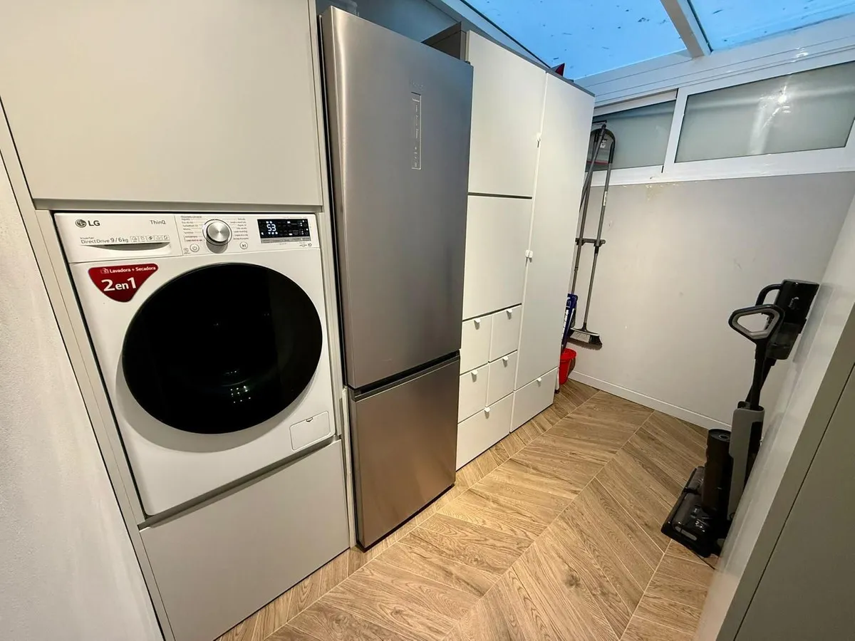 9a463aca-134b-4475-be79-76f756bf1b28