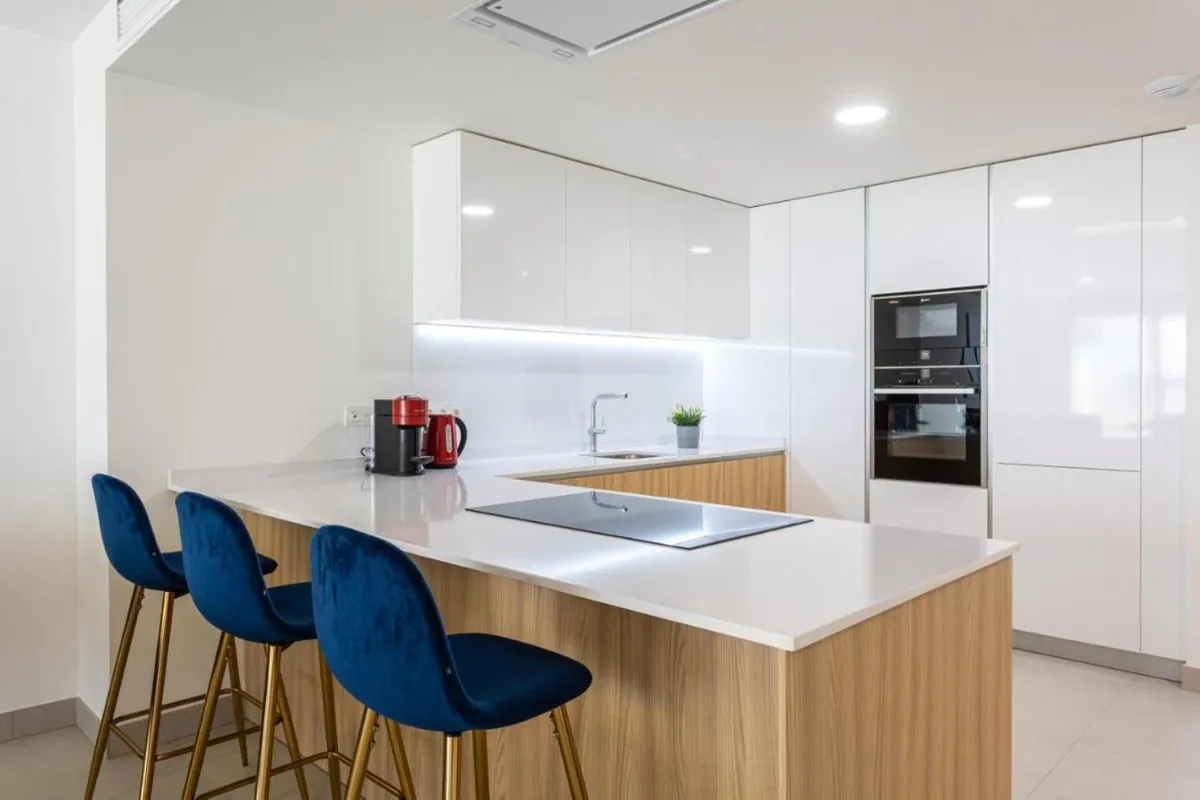 78c54fd3-9a82-4a7f-aca0-ee6ba7da4a39