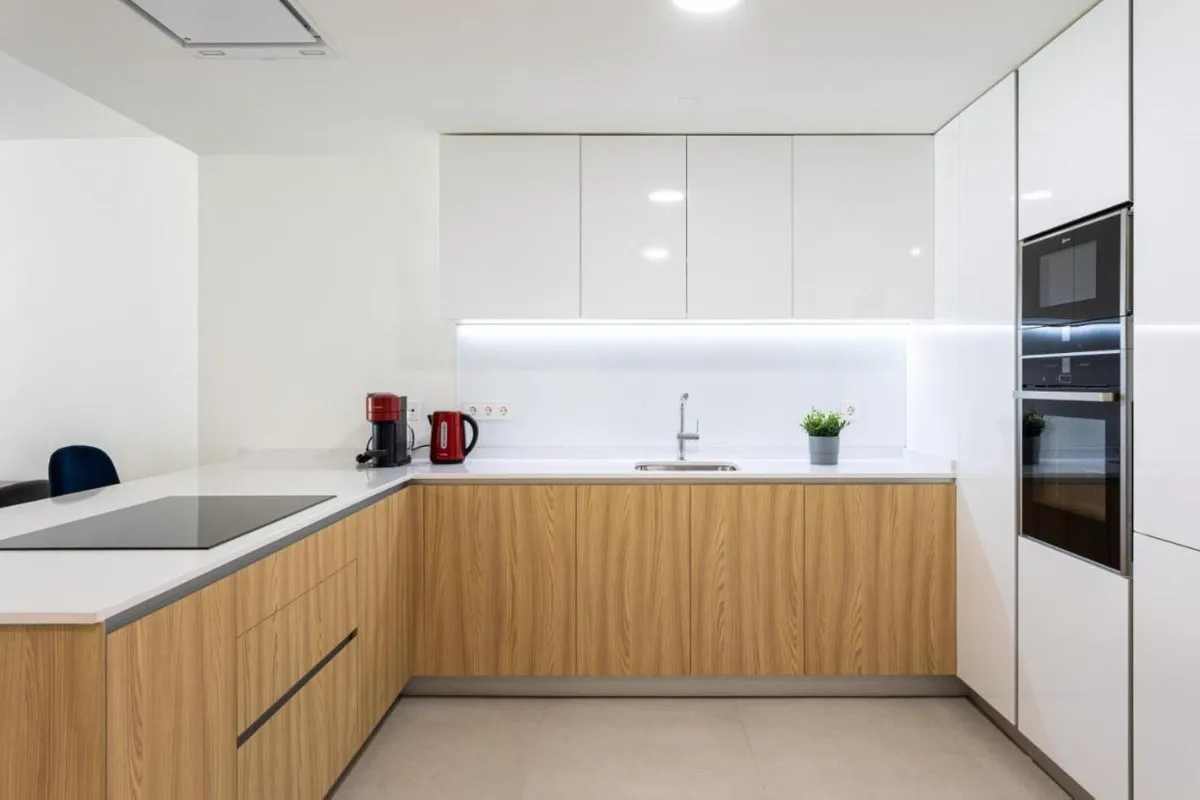 82218336-fb73-4599-a1ef-15ee6e63b278