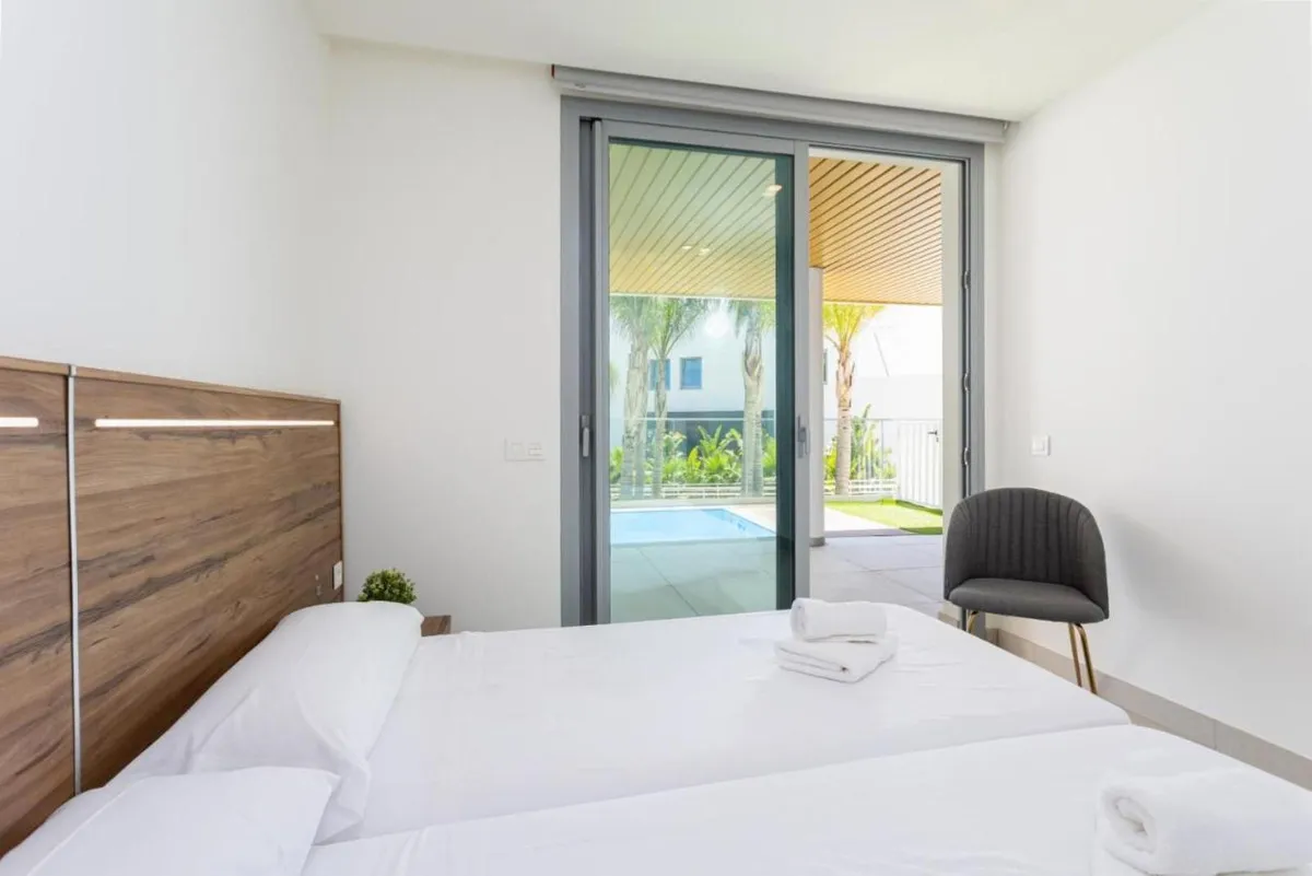 c0b0f643-c461-4318-9af8-8fafd33acf7e