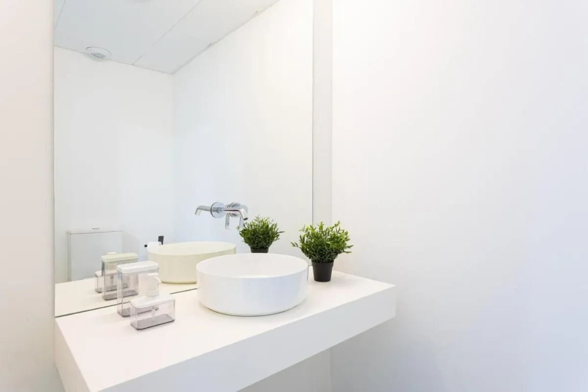 caef3d60-f490-41e1-a09e-261762e41eb1