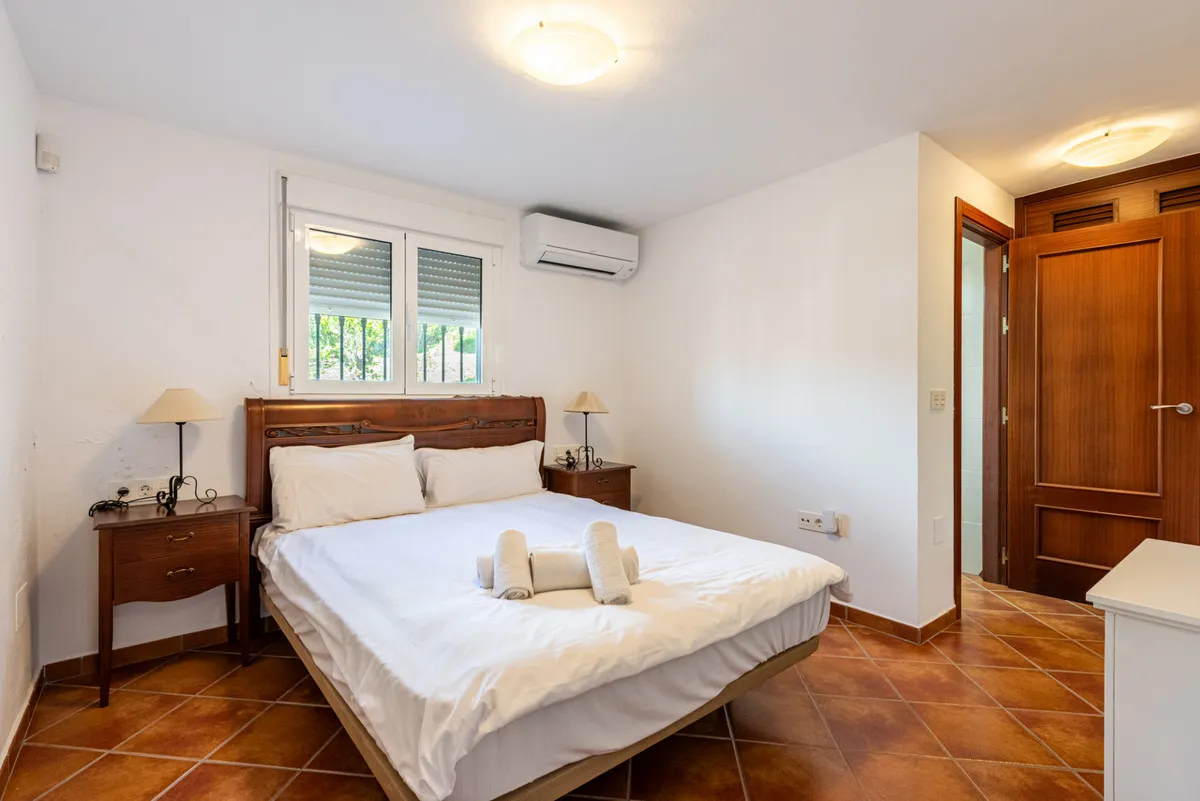 35bc7fe4-3689-415c-bbaa-88fb9c4c17e3