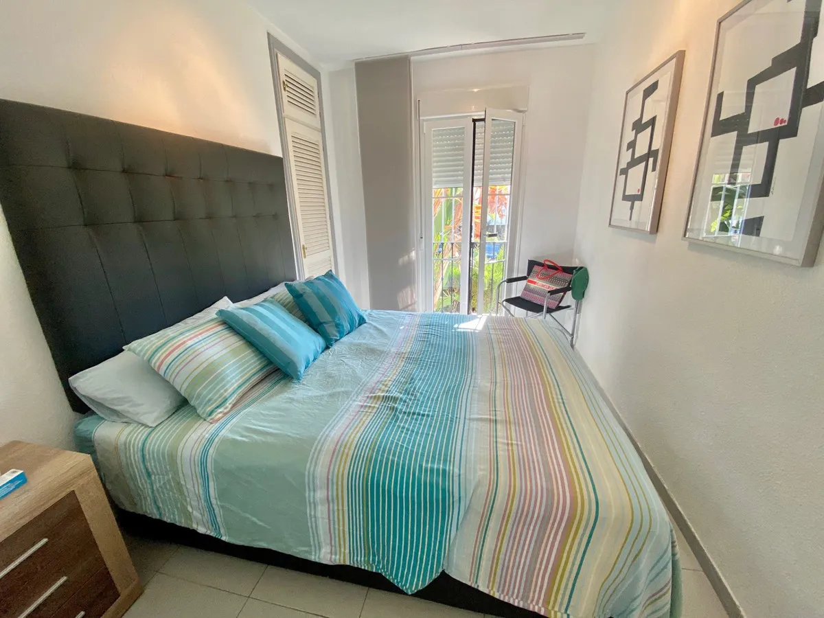 4b1dc80b-3709-4d15-b161-3f0e6e479705