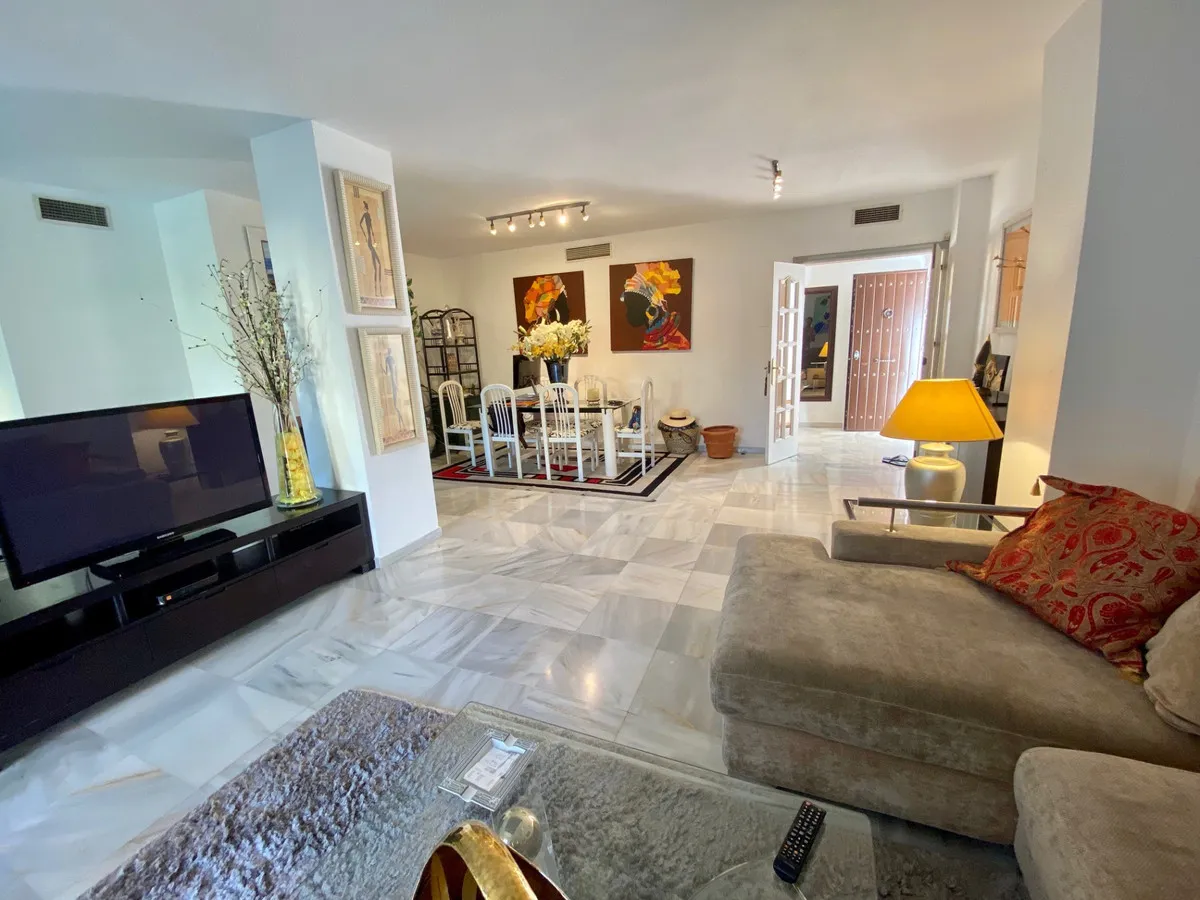 9988e5b8-7880-4f8e-a367-49d4691fc12a