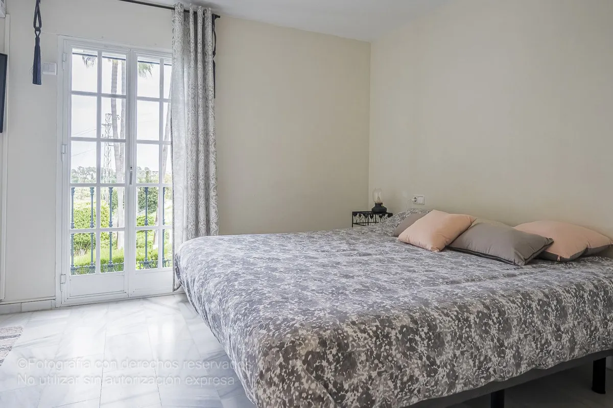 864cc102-e194-40a4-a867-d6c85bc38327