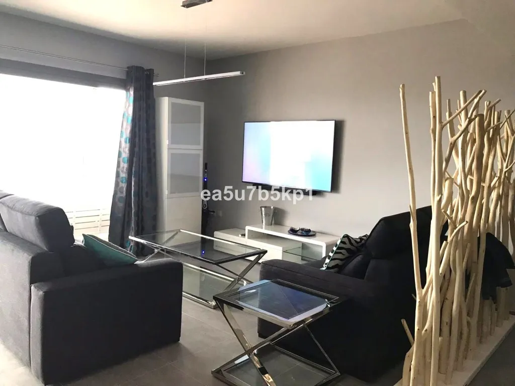 bd0129fe-6ec6-449d-a322-93ace734e9e2