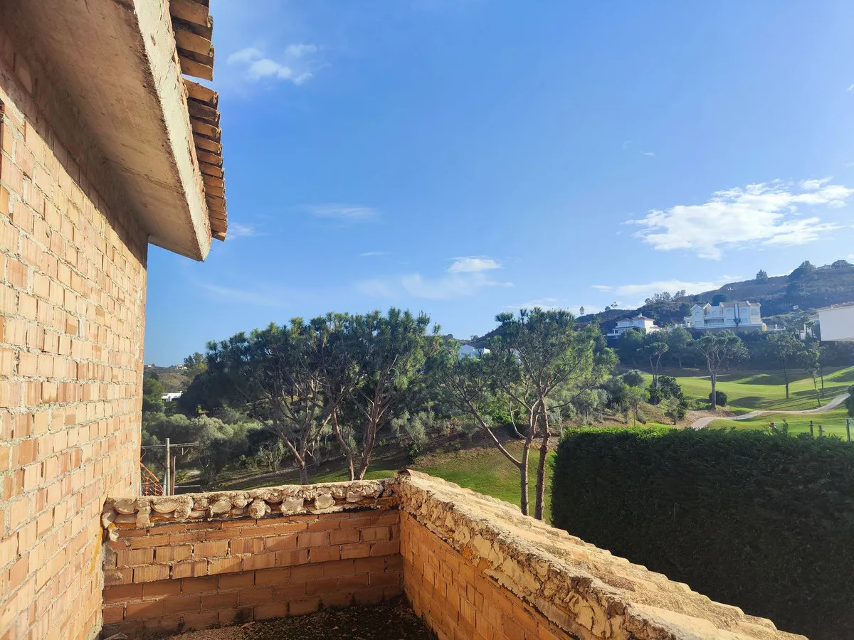 3c559290-8c05-4fb0-8e01-ea90b7cb1d87