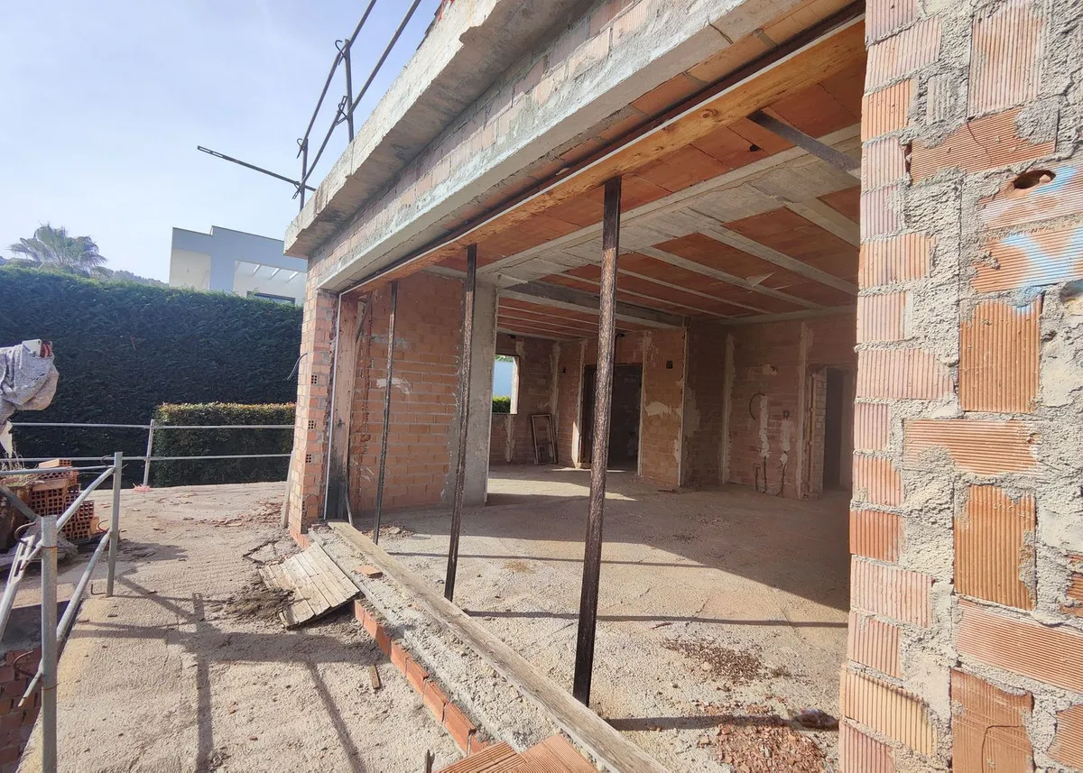 3d05b23d-493c-4d92-8dc8-98ebeca7e32c