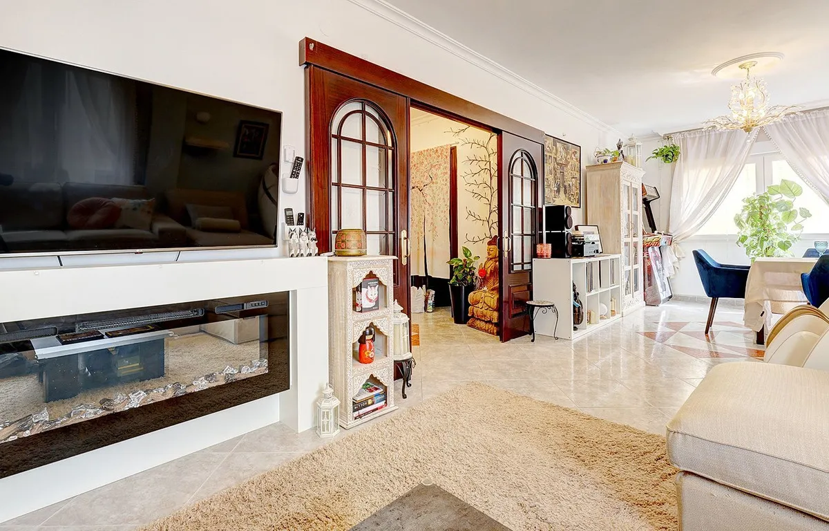 d001fb7e-7063-452e-8917-45c75ad9713e