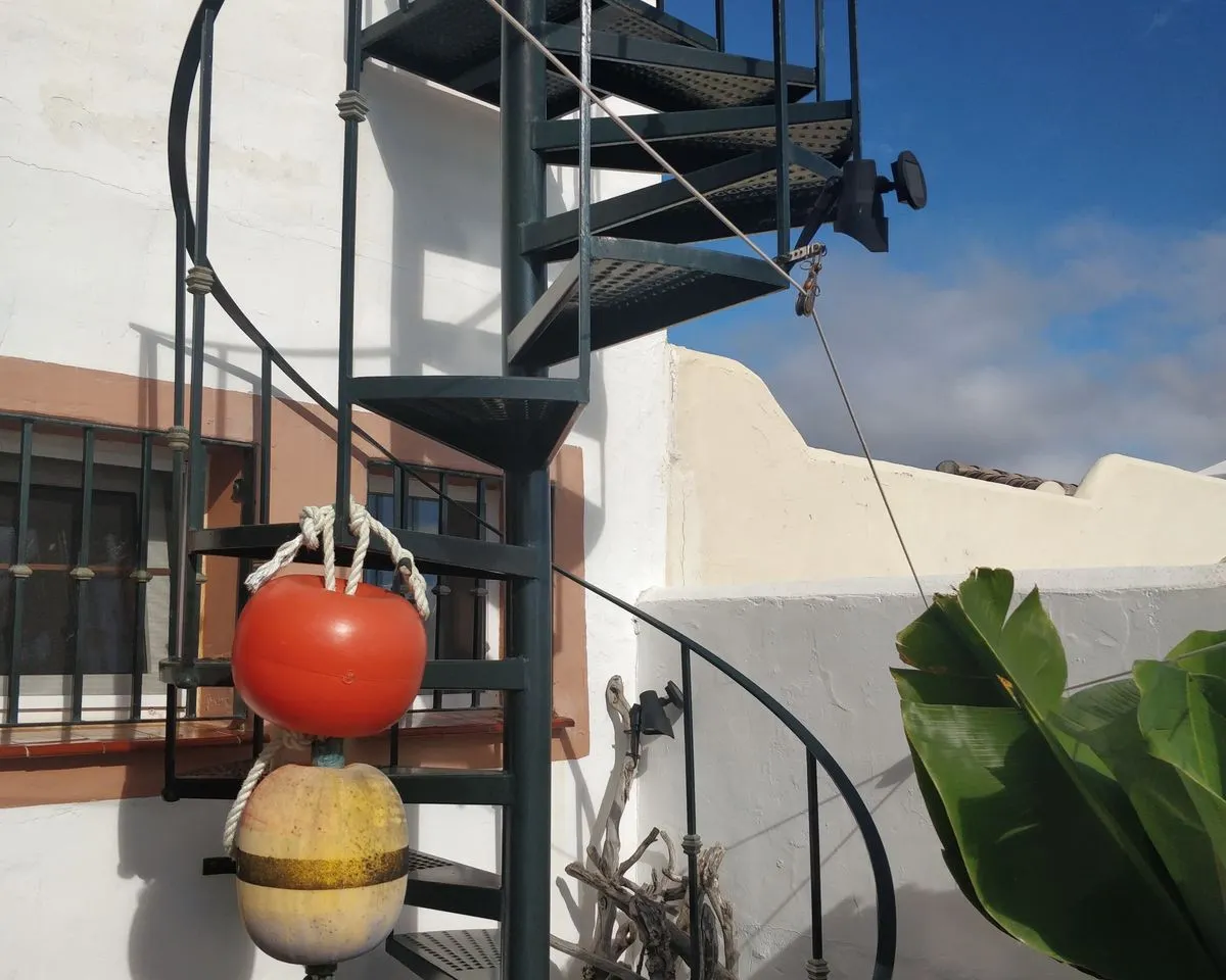 d379c8d3-4175-49a6-b457-23e6b7ab4576