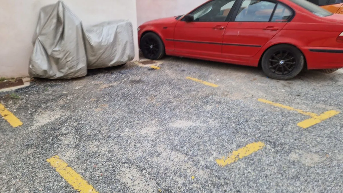 5bc71a52-81a6-40fe-aec2-68db04271c13