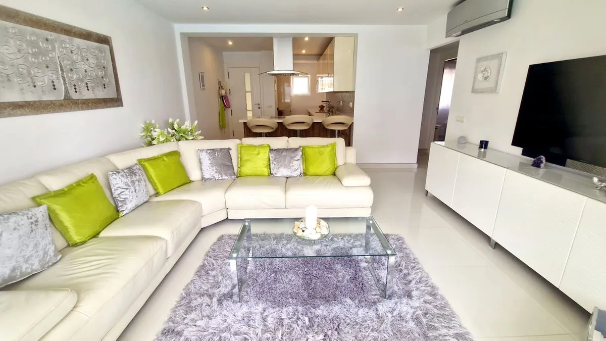 ad69e2bc-52cf-4b96-8942-7b5adb331c25