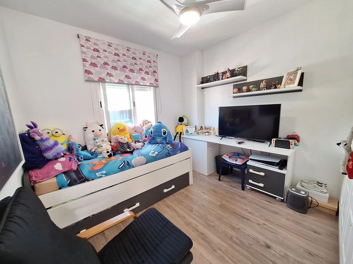 56c147d4-526a-417f-822b-82dbe6d4836c