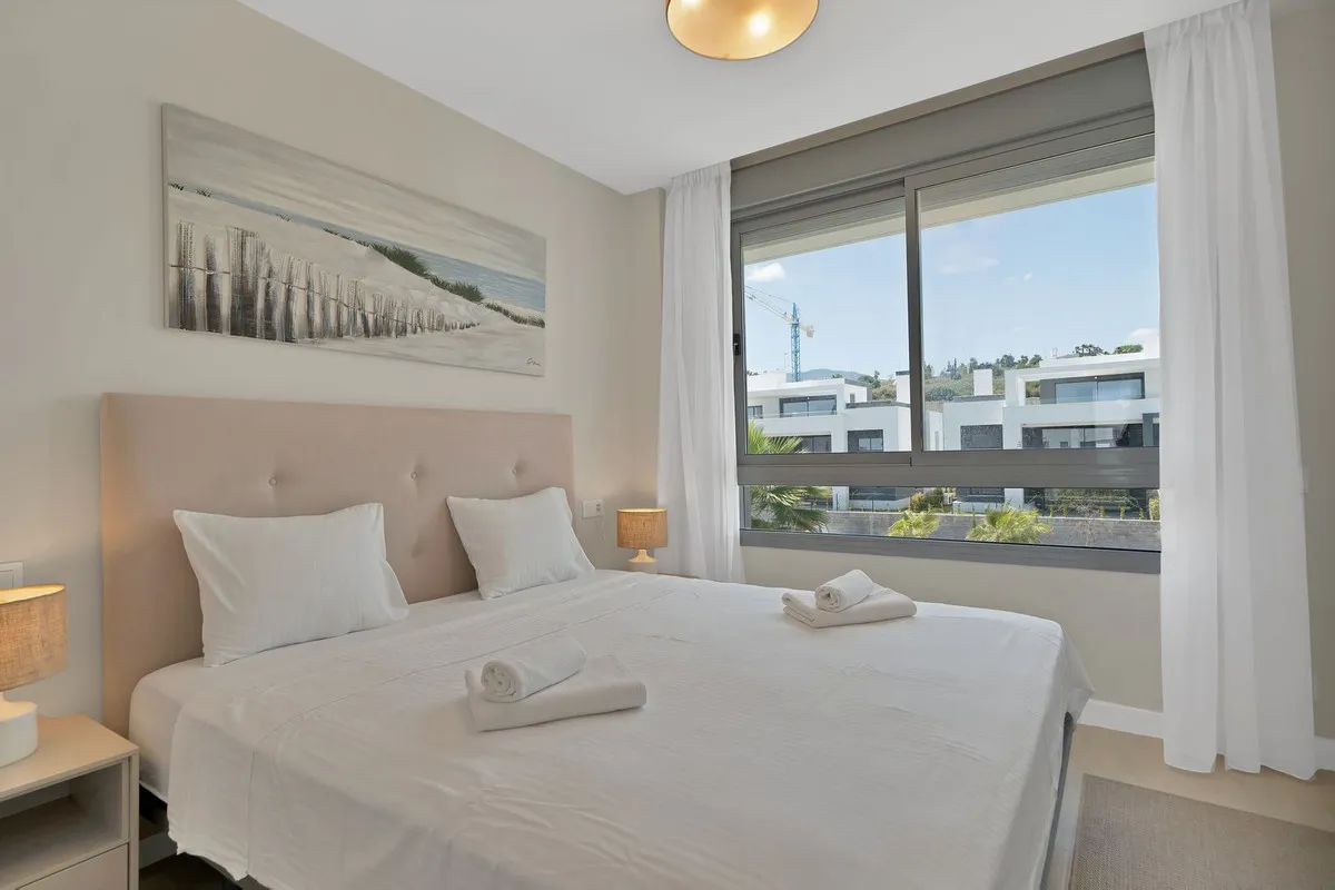 51b22b71-5425-439c-93b5-faaa9cf9a239