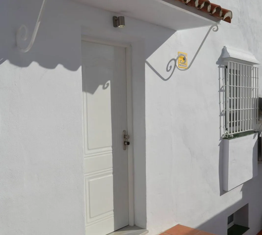 0a14cd15-b3c4-40be-9c3b-293014df4068