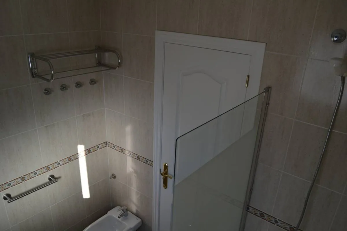 9edbaf57-0f8b-4169-9264-2102391938fe