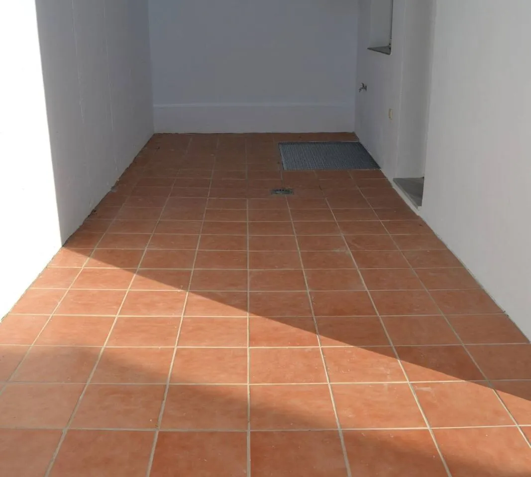 f1045a08-add4-499c-8b18-528ddcd58fec