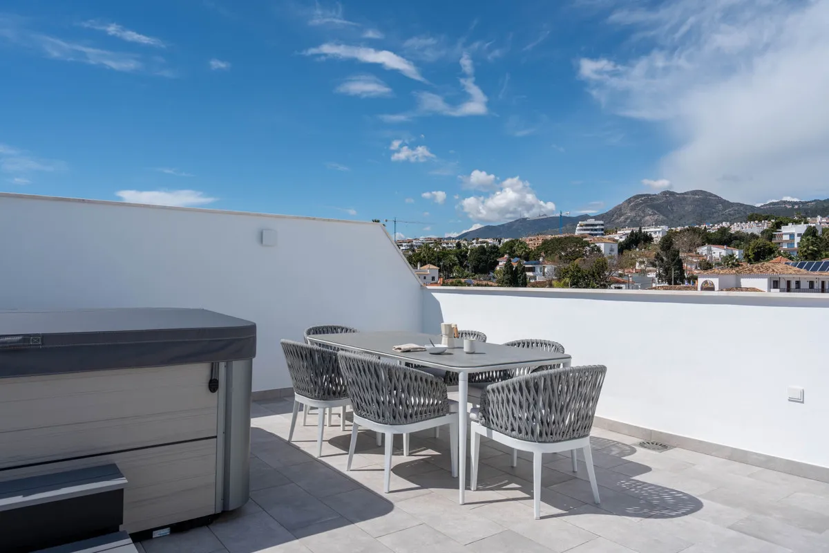 c68f97f3-b93c-4cb2-8eee-6435f6d433b3