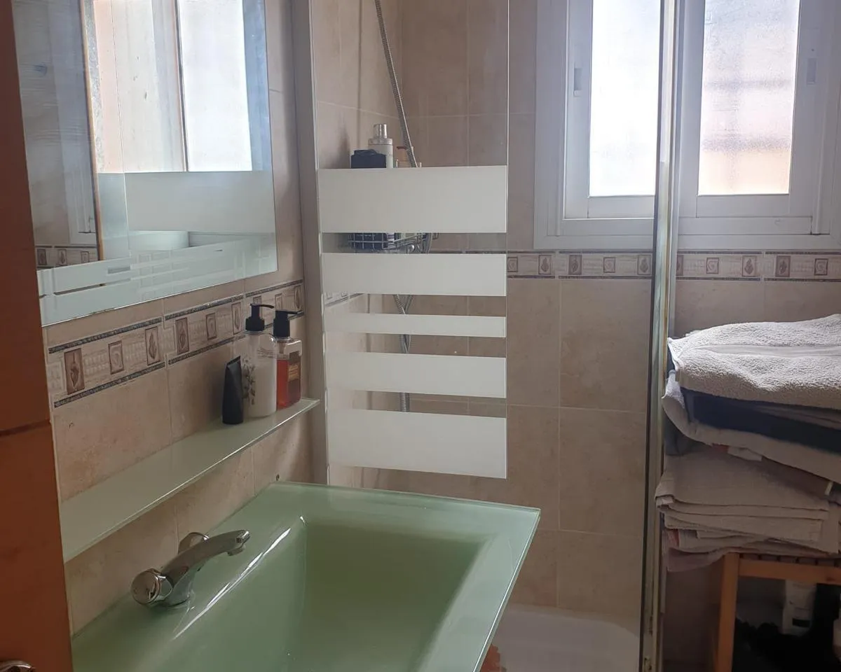 c09657b1-be60-452f-b216-17433b9461c7