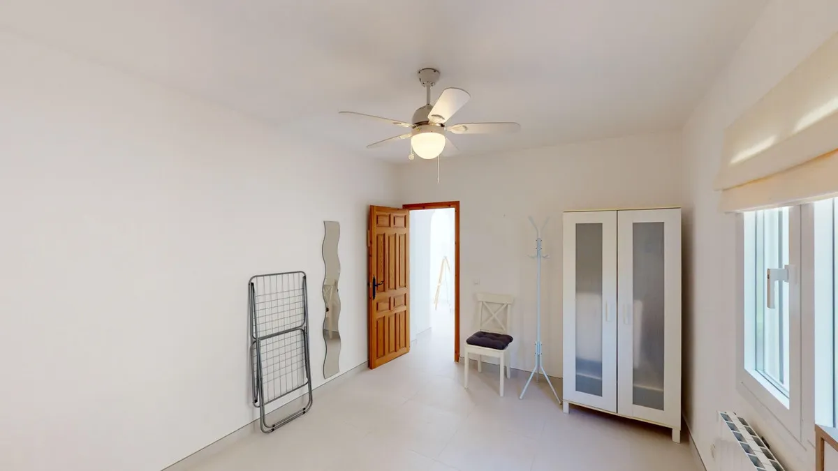 22944afe-8e29-4f4e-a765-e74012a62b80