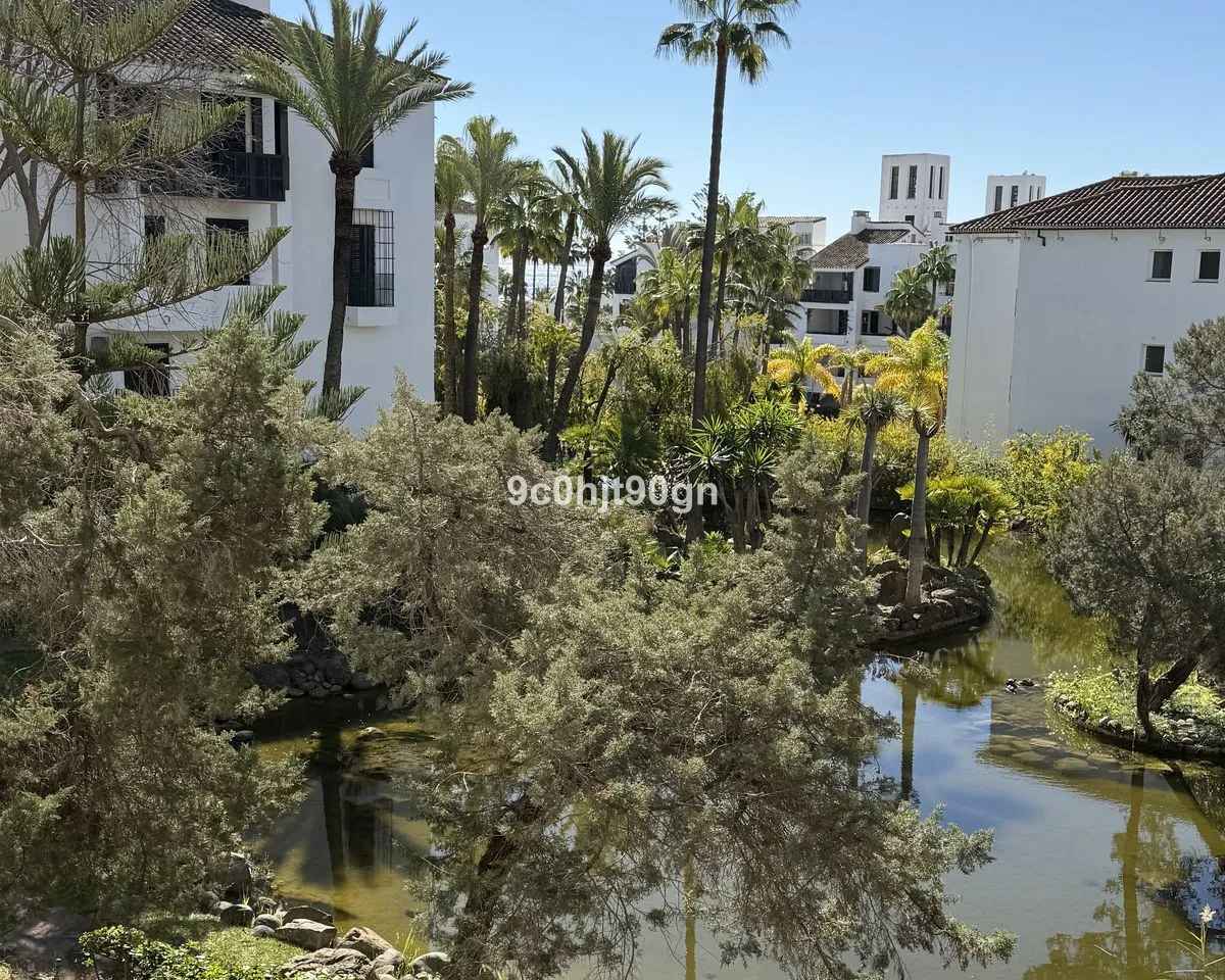 e172f77c-a9b1-4f31-a21d-d38a655a374b