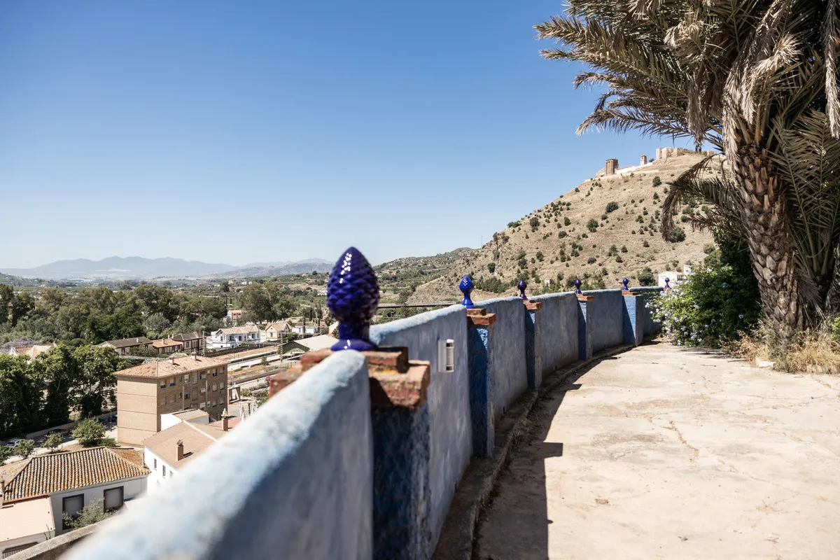 6b04876e-deab-46e7-8336-1f4b8d5b1139