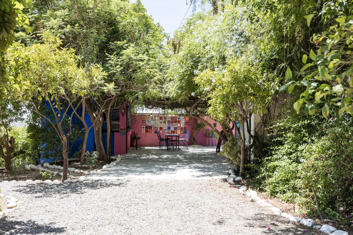 b6b7e1d9-1ec7-4365-abed-2f766590e614