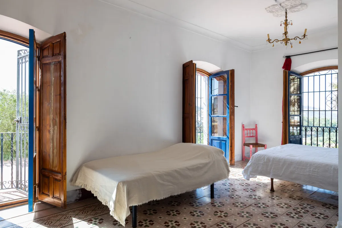 e4f81a00-4716-4a49-920d-4648d6a41c45