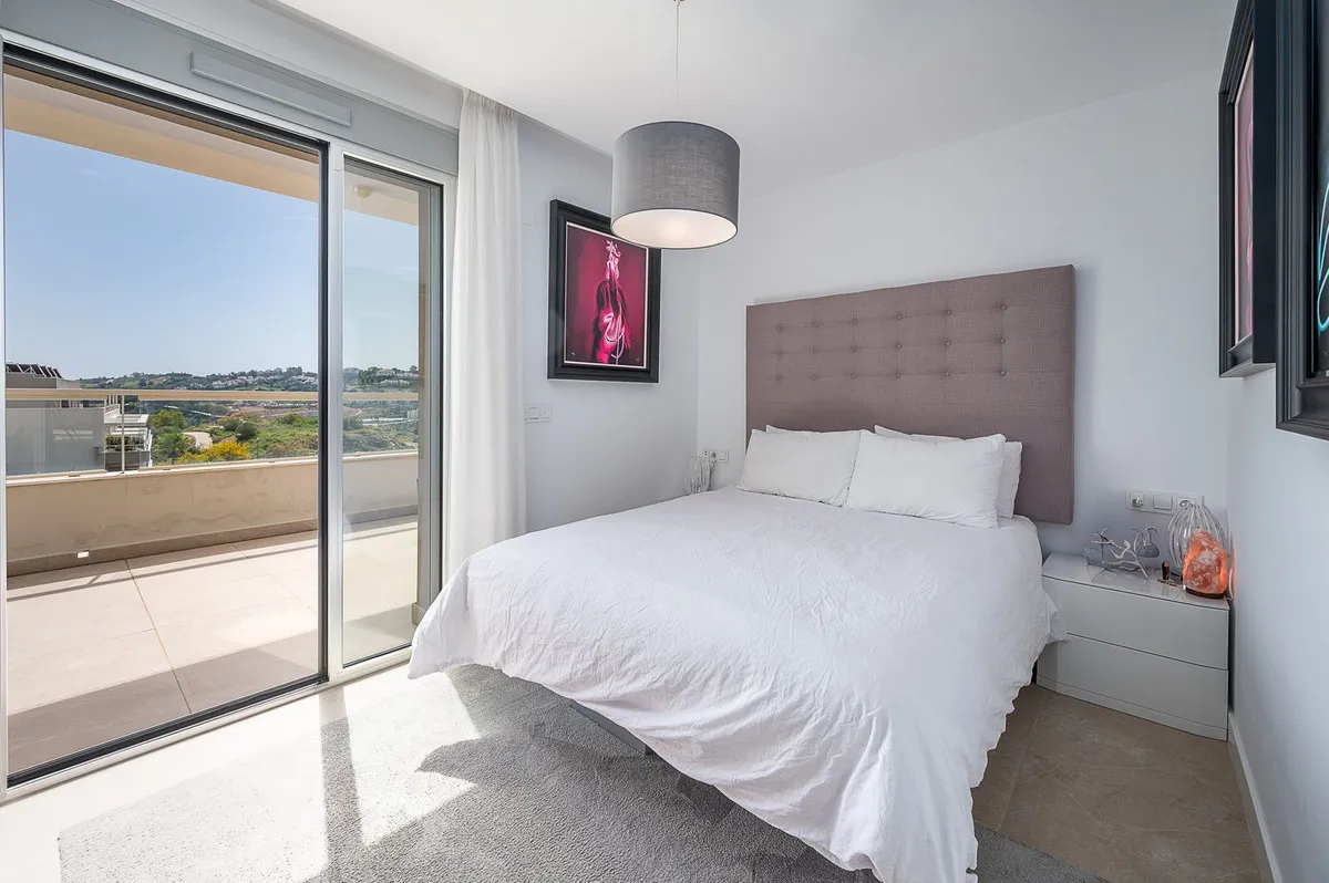 0b439106-3165-4e5a-be38-fa8c8e306e86