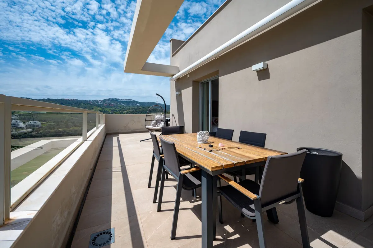 92aed056-c971-4ee7-91b0-422d194bfe16