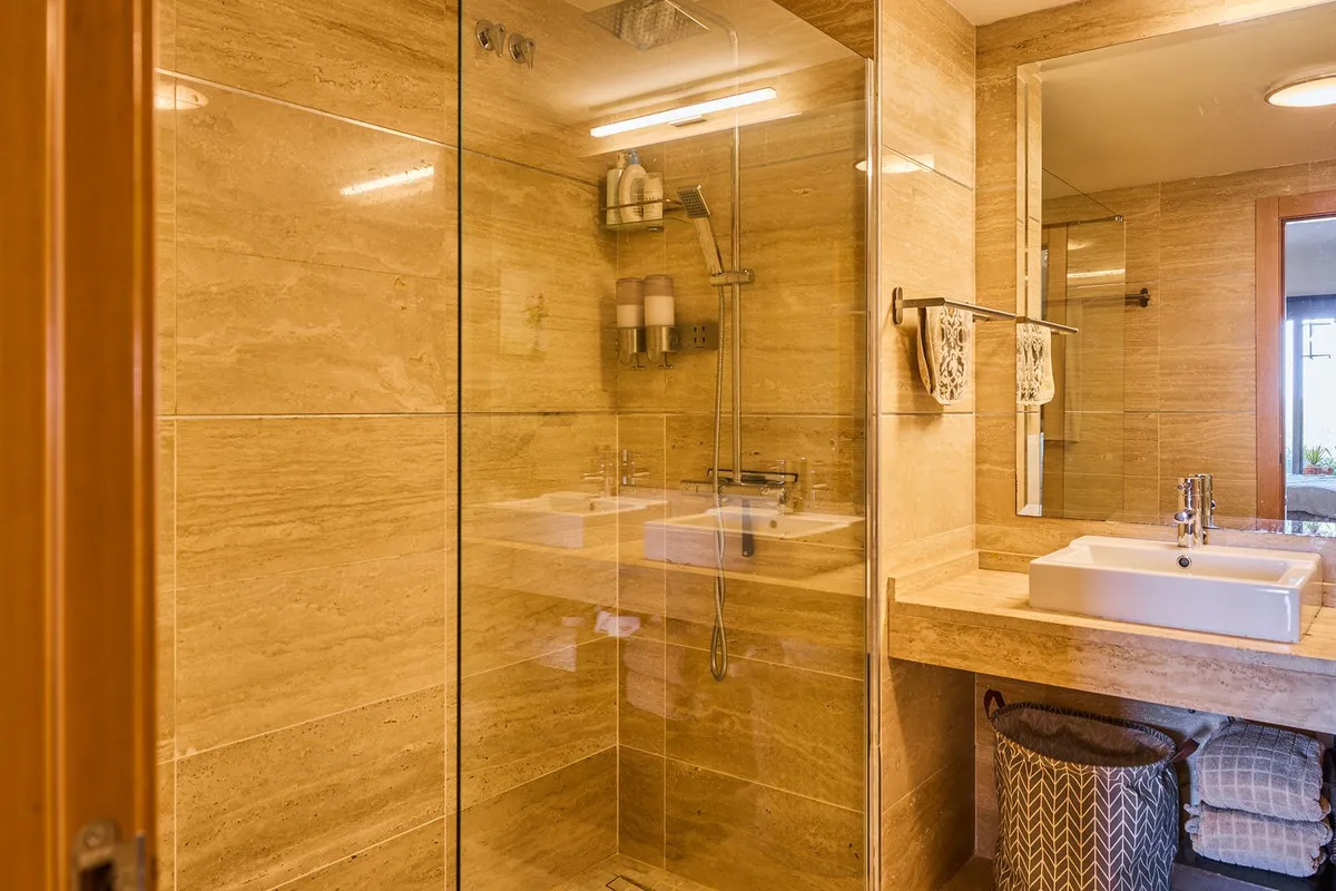 94f975b8-c142-4041-8efa-3b3adbb39f07