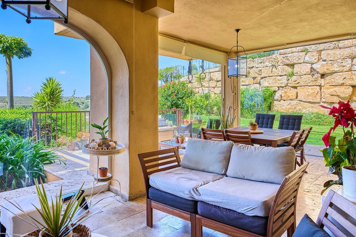 b092950c-3289-473d-a652-b2d934cfc9eb