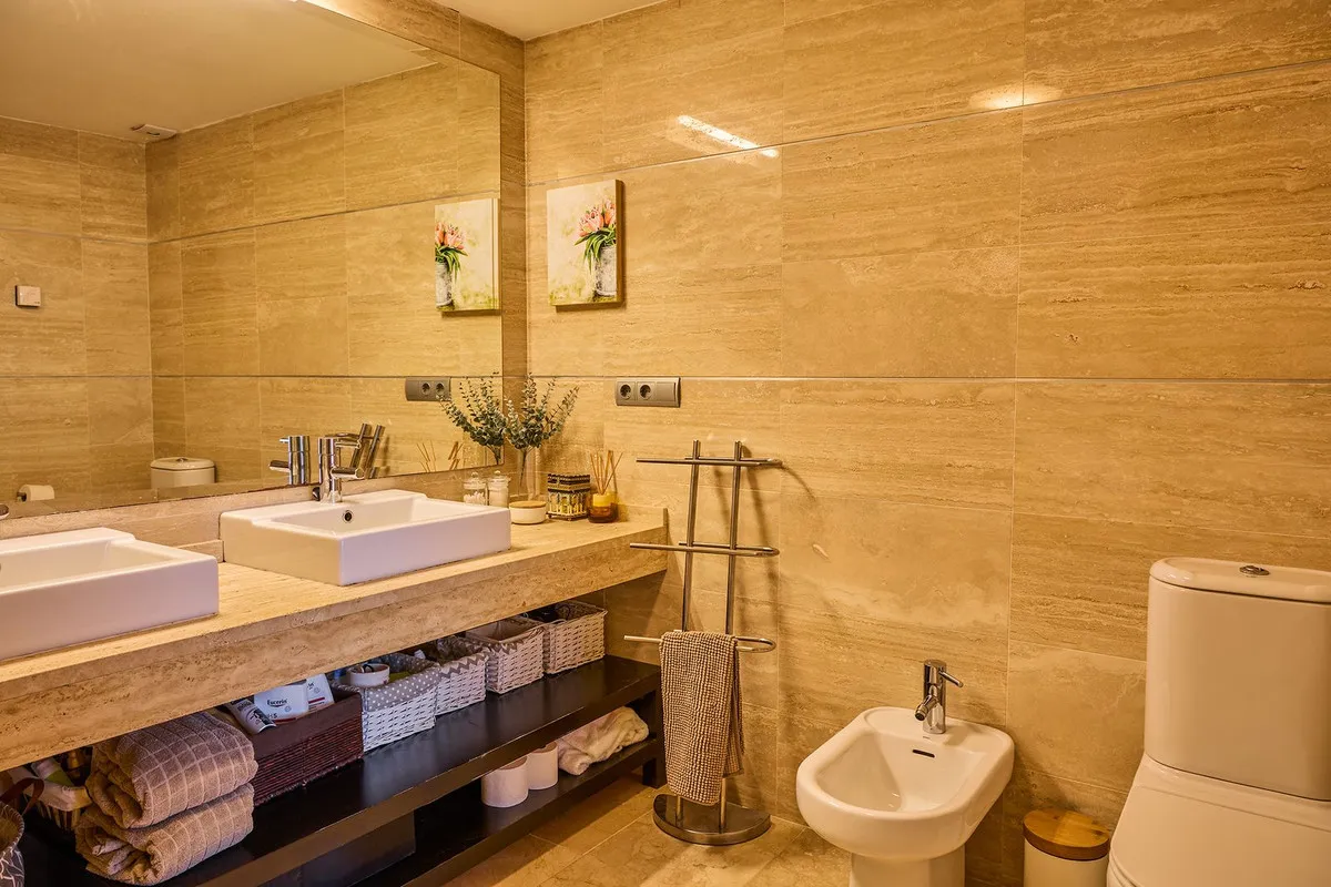 d575640c-156e-4f2a-9dca-08b18436fe2f