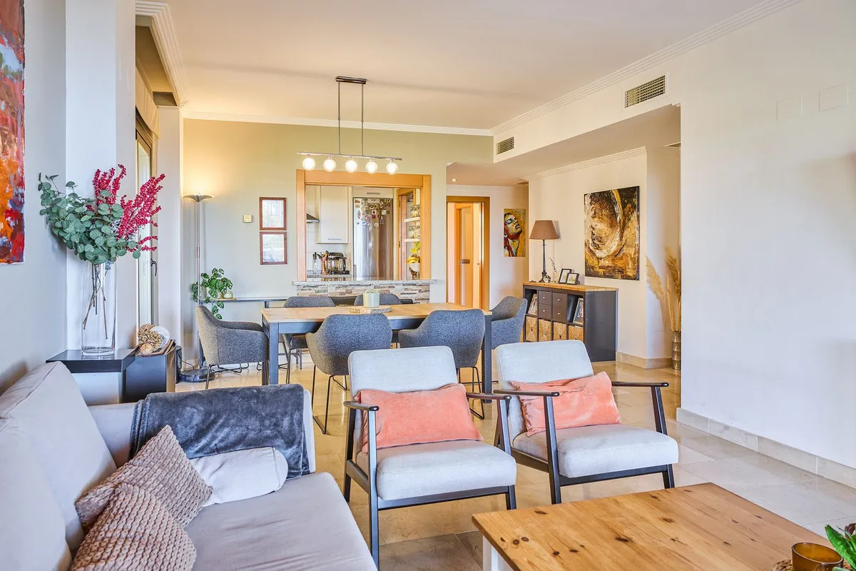 d9565fc4-f2d5-485d-ad87-0559426602a2