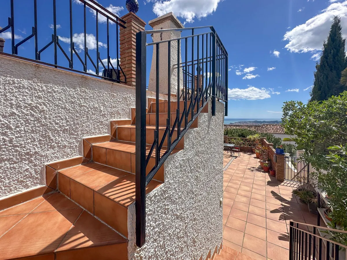 c8f7c65b-2347-4451-9d34-6893d2c1570c