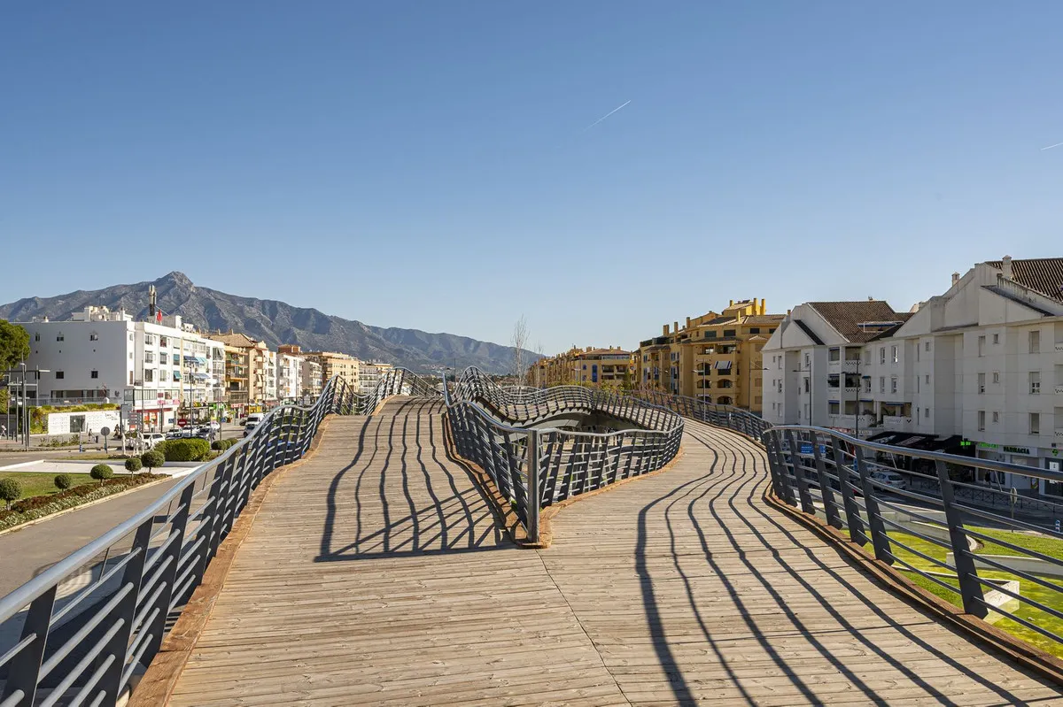 1c35c32d-ce2c-43af-bf22-45d8dbd5e0bc