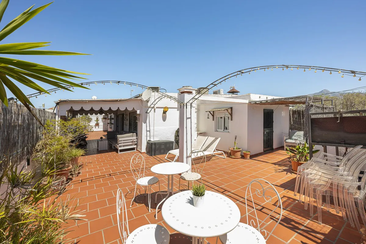 5a118f1f-0b7e-43e7-b5b5-24c7a3cbb501