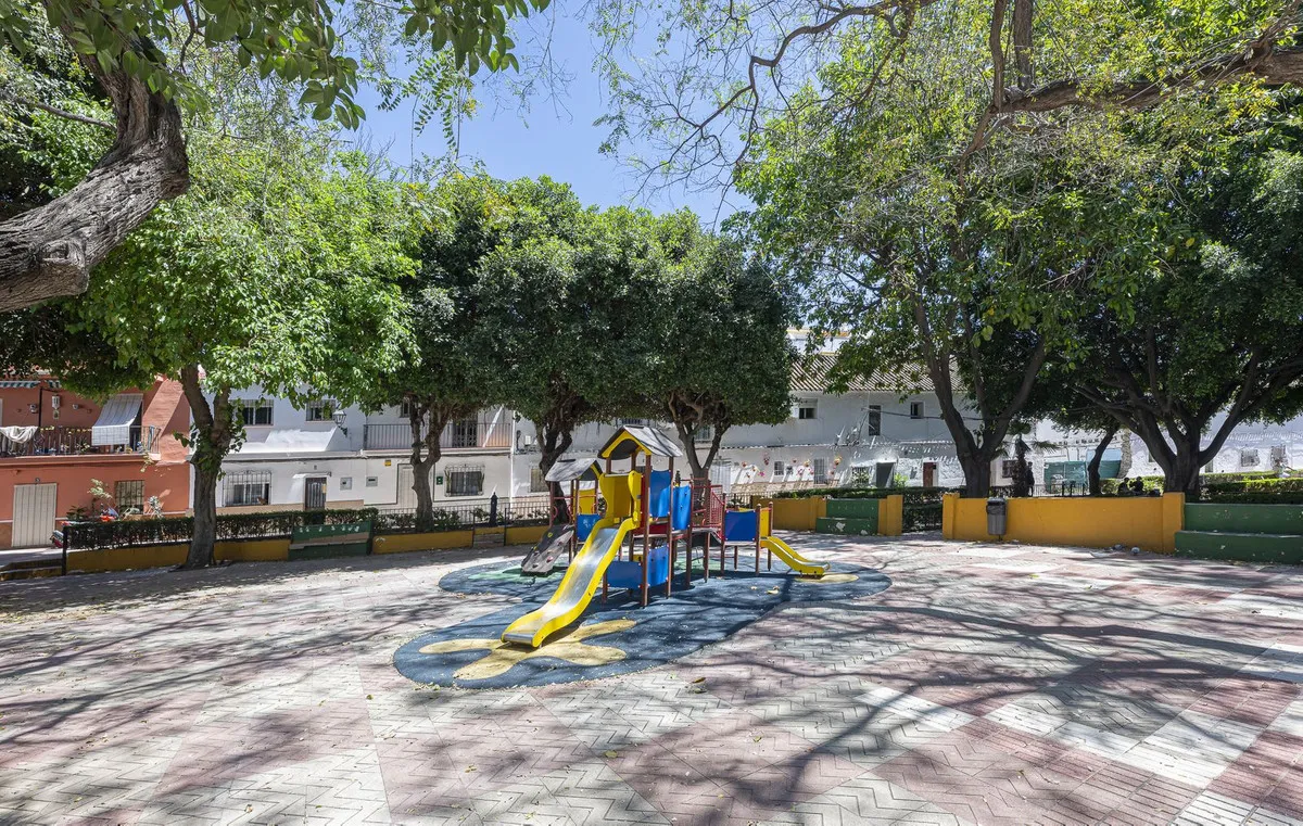 7e8e9af2-3053-4e1b-8765-8f8ed1e7481e