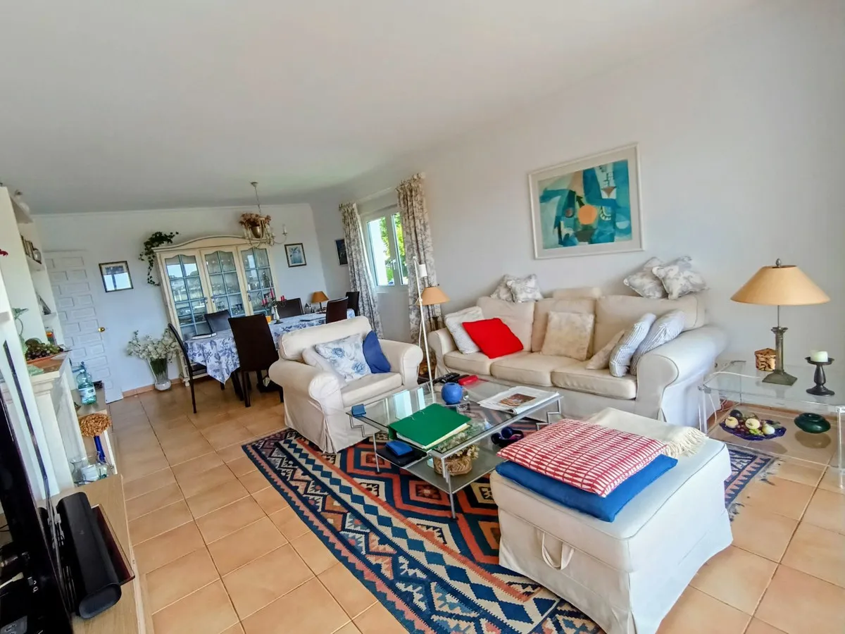 13498ebc-c9d8-459a-8969-72a9a7fd6d4d