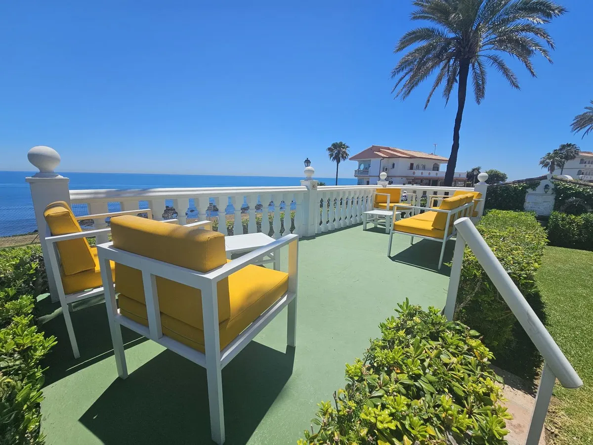 163b5cfc-17d8-4c23-9806-97fbe3e56af2