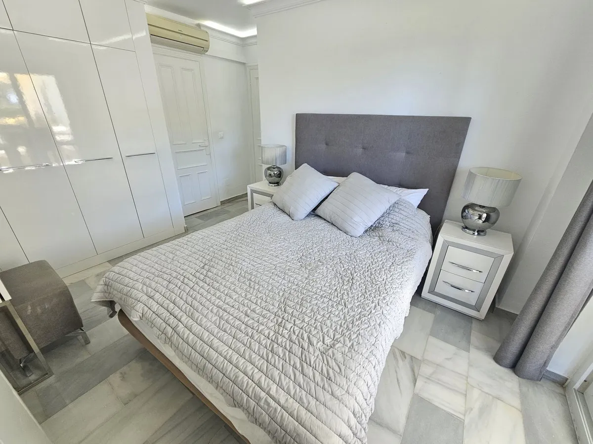 69ffc0d4-fab6-4e75-8e35-9531bfac641f