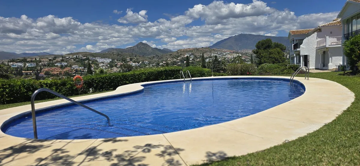 04c151f0-1fa1-4098-9ae0-de06e32bd81e