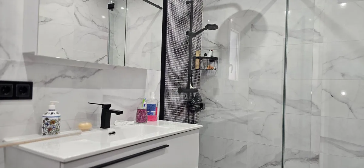 57b4c992-7ed3-496d-b7d0-2b1faa5d705c