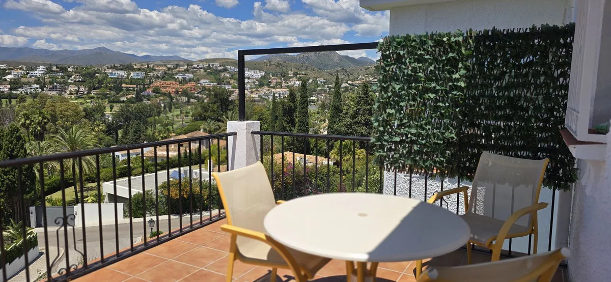 98341049-14d7-4871-b06c-d5d9010a0f6d