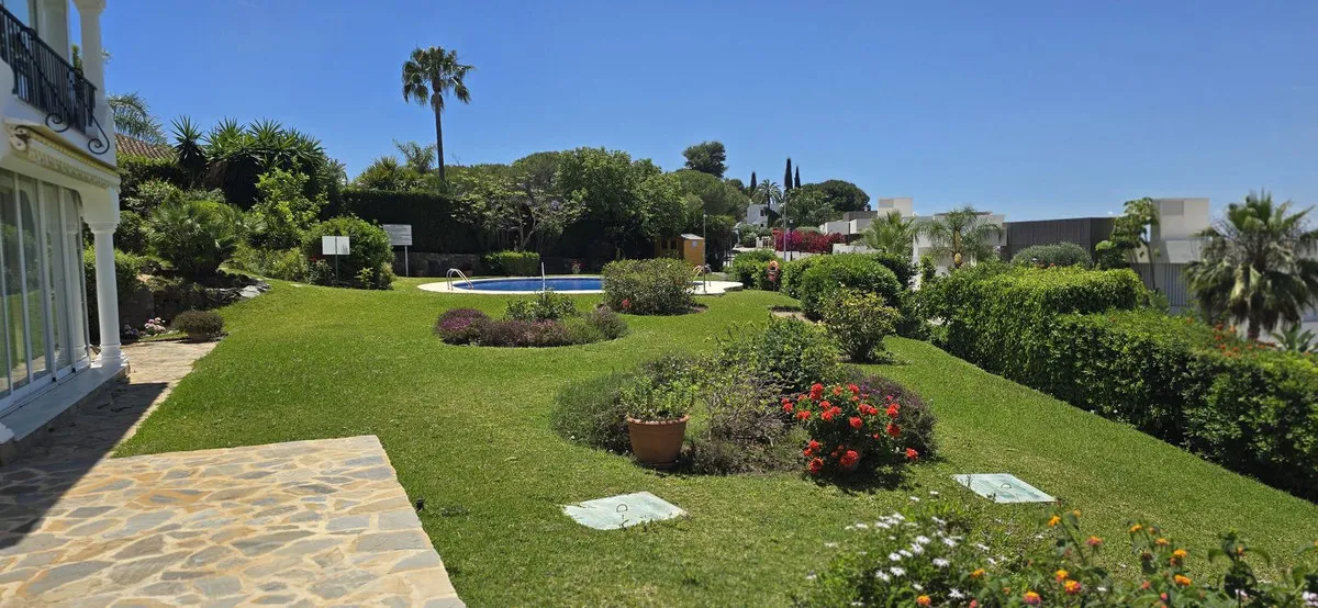 aa5ddb94-e22e-4705-9b8e-3c1dd298cdca